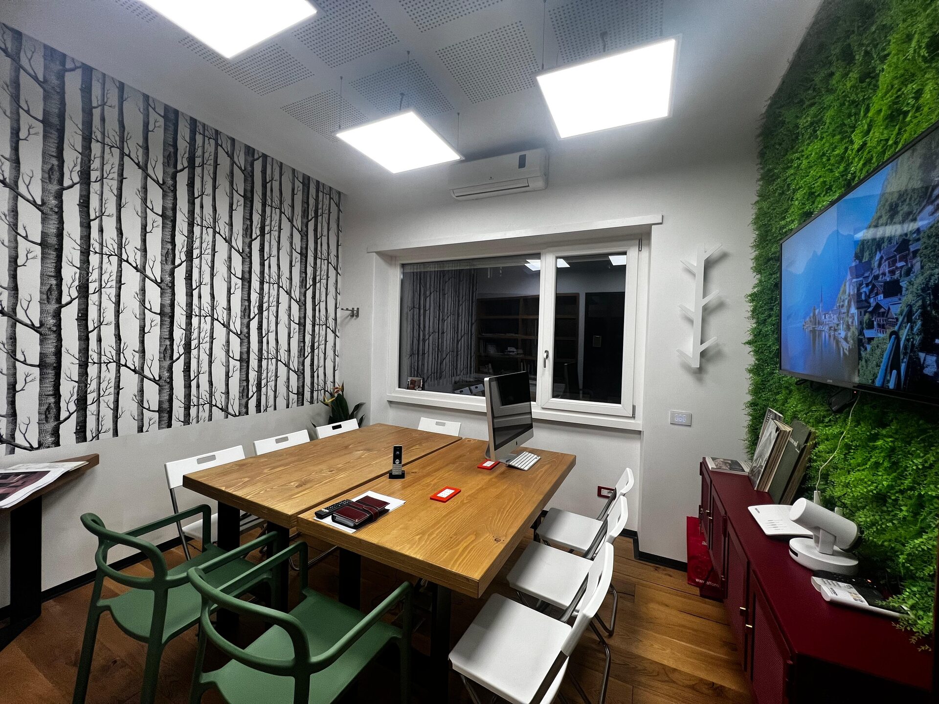 Tree Room - sala riunioni coworking Roma